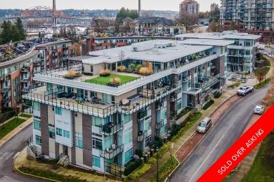 3 Bedroom 2 Bathroom Penthouse in Victoria Hill New Westminster!